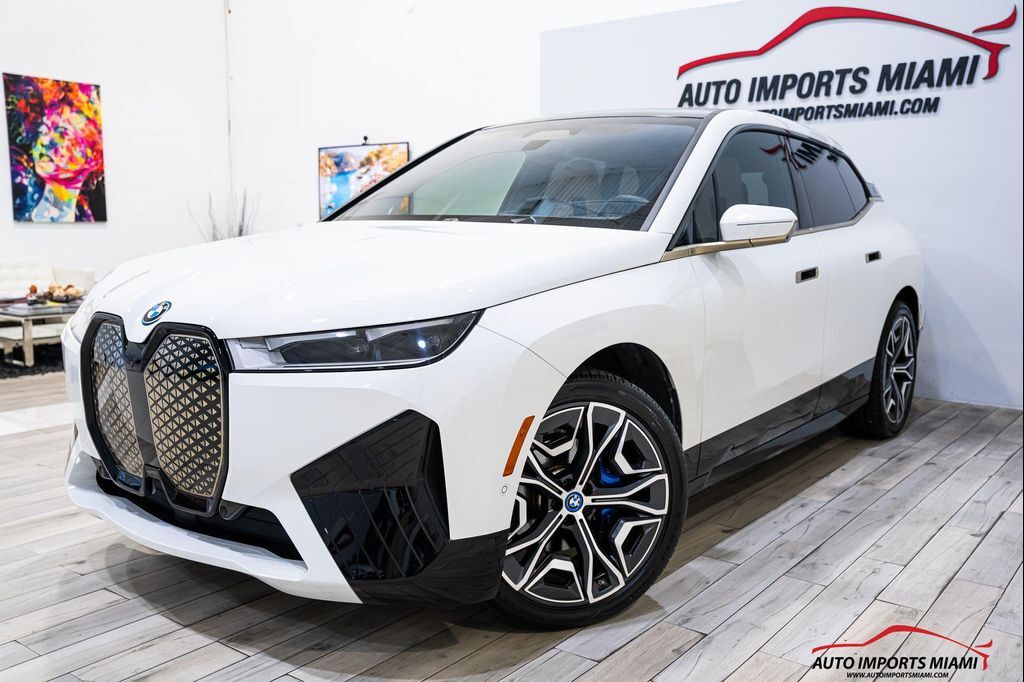 2024 BMW ix