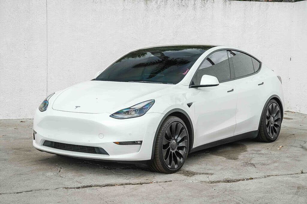 2022 TESLA Model Y