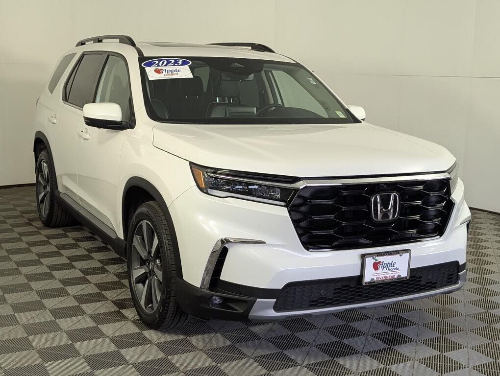 2023 HONDA Pilot