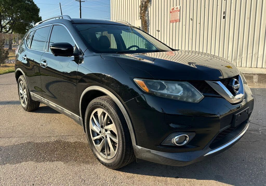 2015 NISSAN Rogue