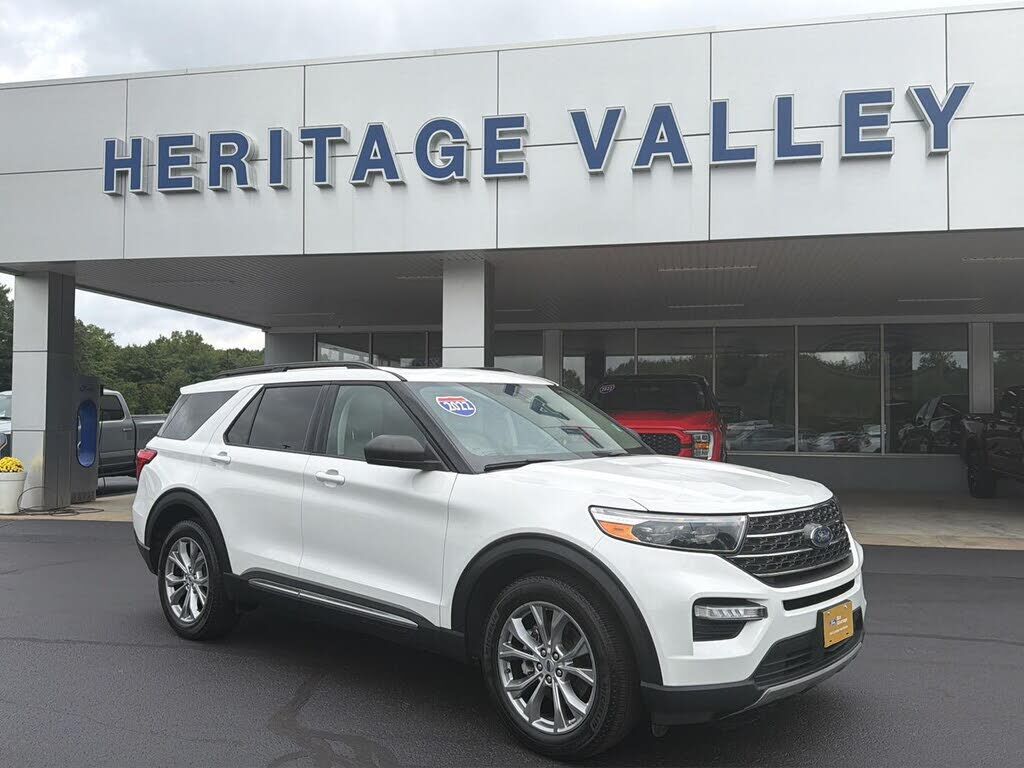 2022 FORD Explorer