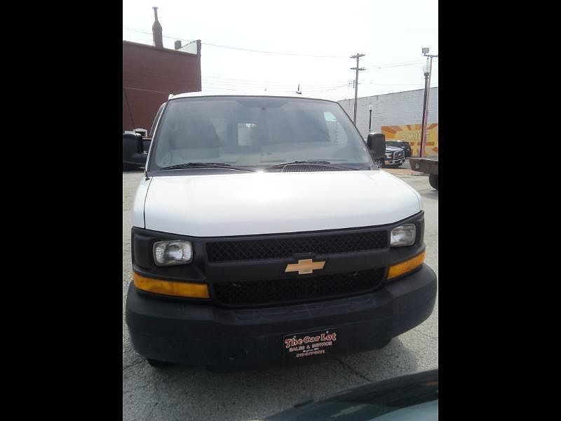 2013 CHEVROLET Express