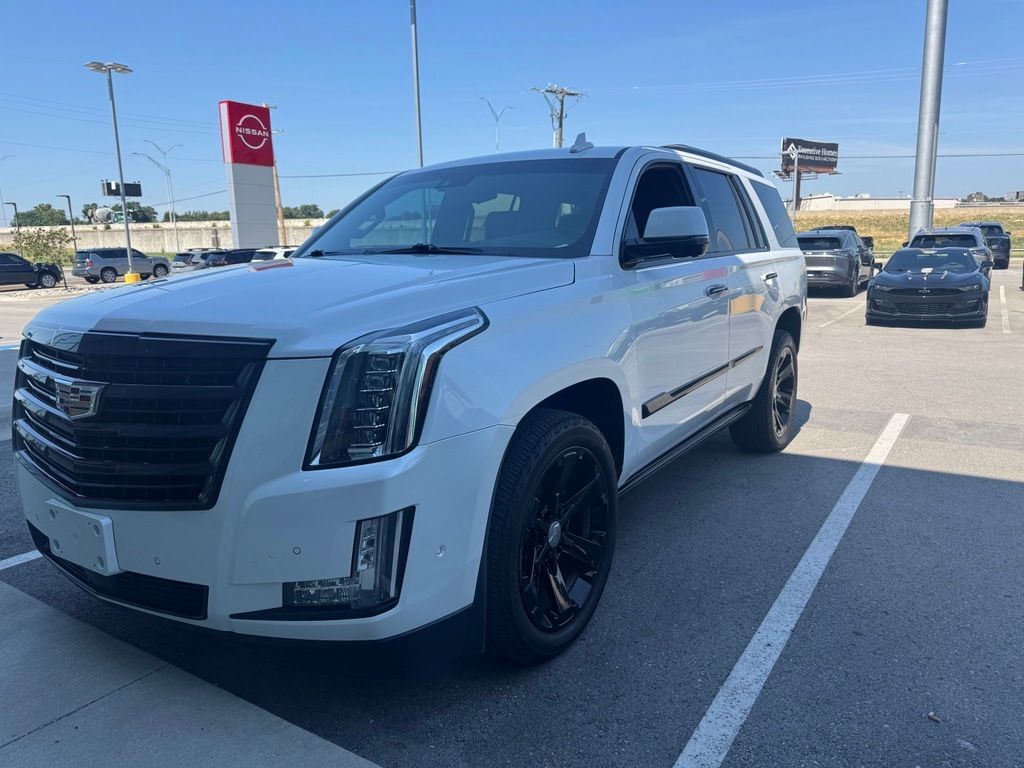 2018 CADILLAC Escalade