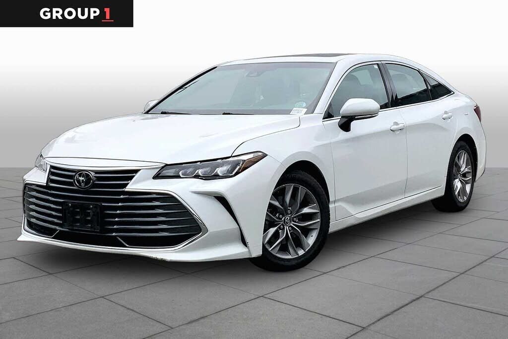 2019 TOYOTA Avalon