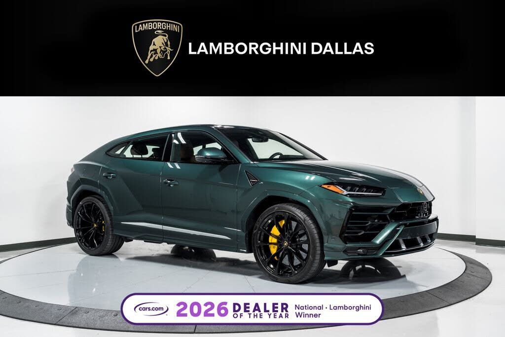 2022 LAMBORGHINI URUS