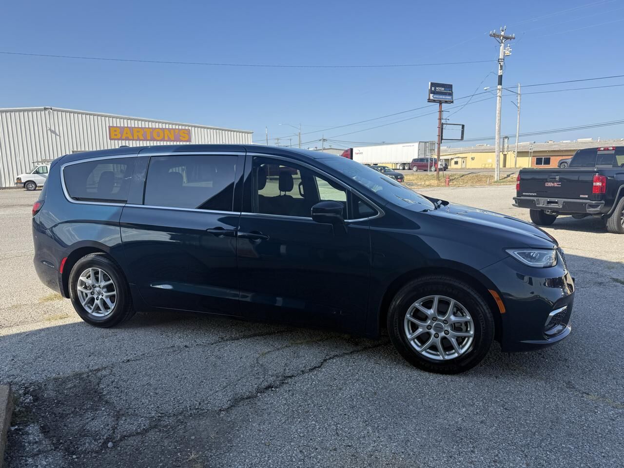 2024 CHRYSLER Pacifica
