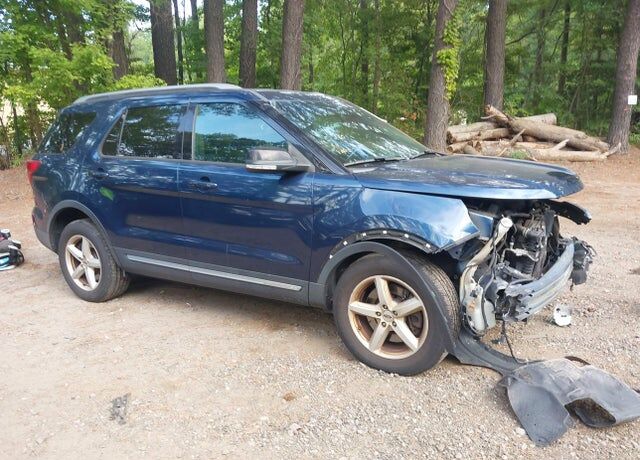 2017 FORD Explorer