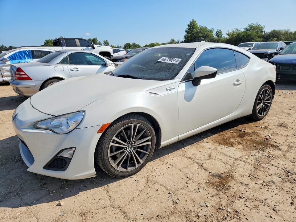 2015 TOYOTA Scion