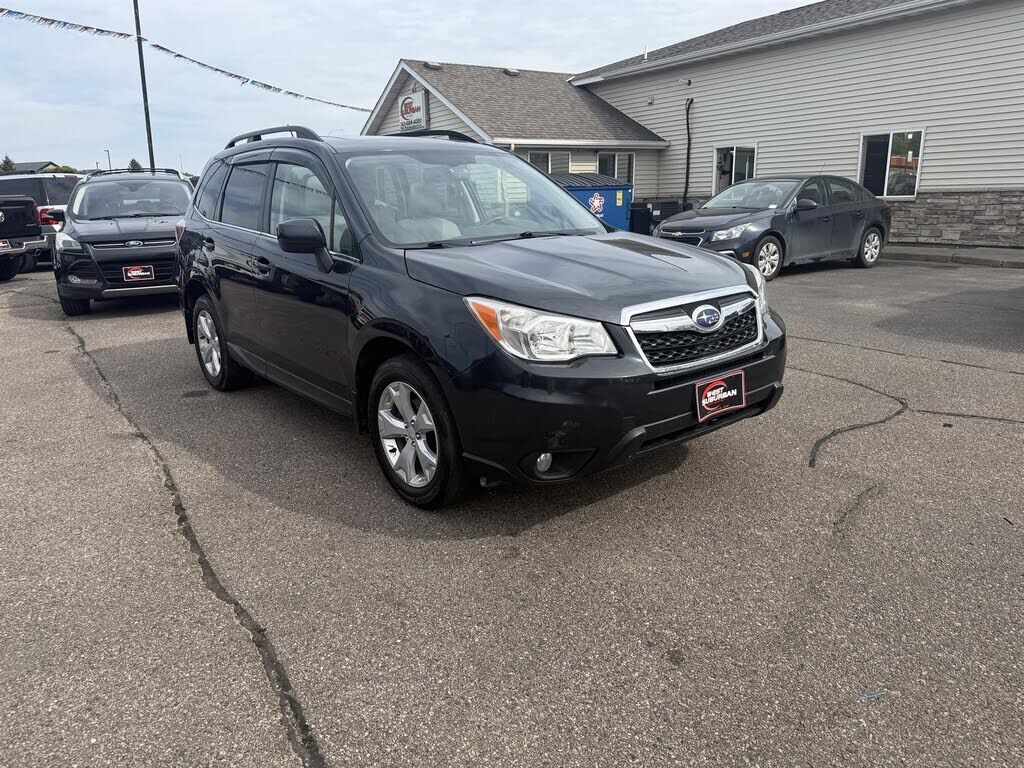 2015 SUBARU Forester