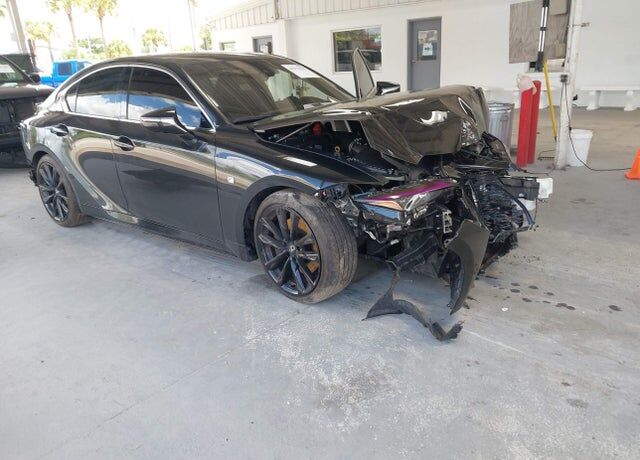 2023 LEXUS IS