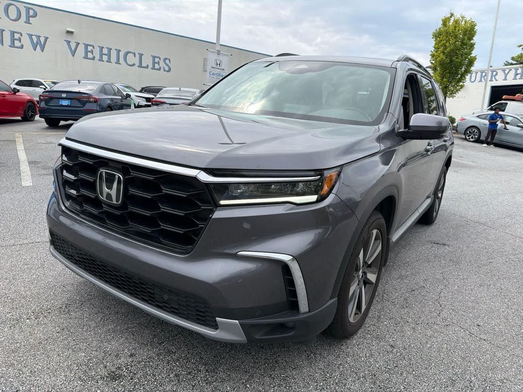 2025 HONDA Pilot