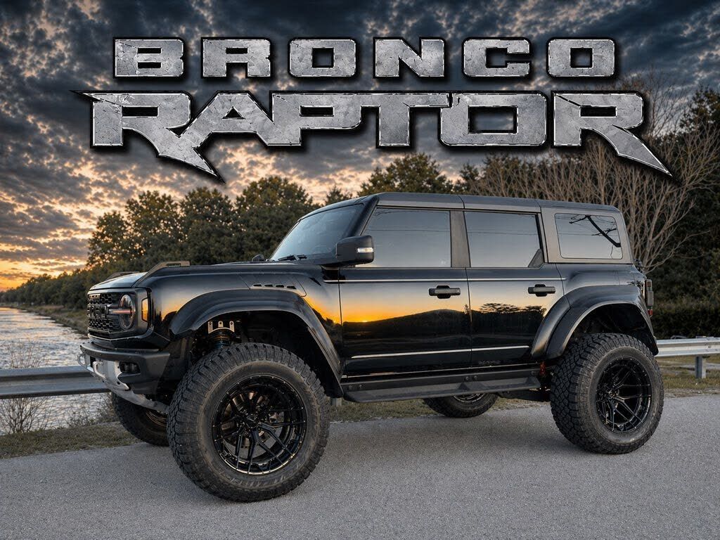2023 FORD Bronco