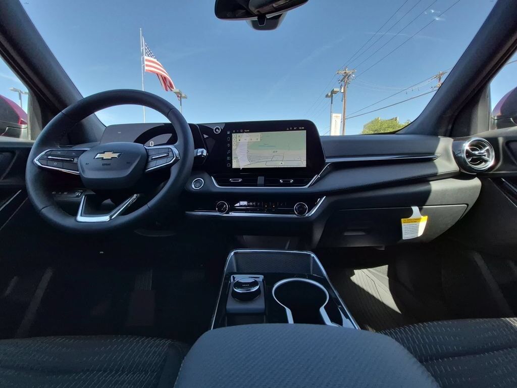 2027 CHEVROLET Equinox