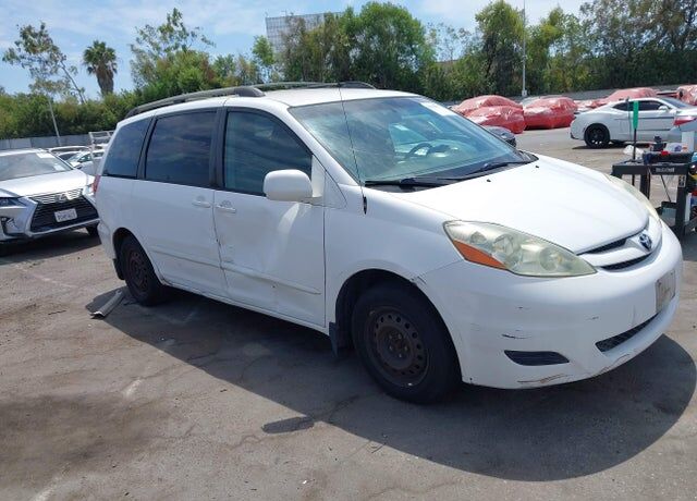 2006 TOYOTA Sienna