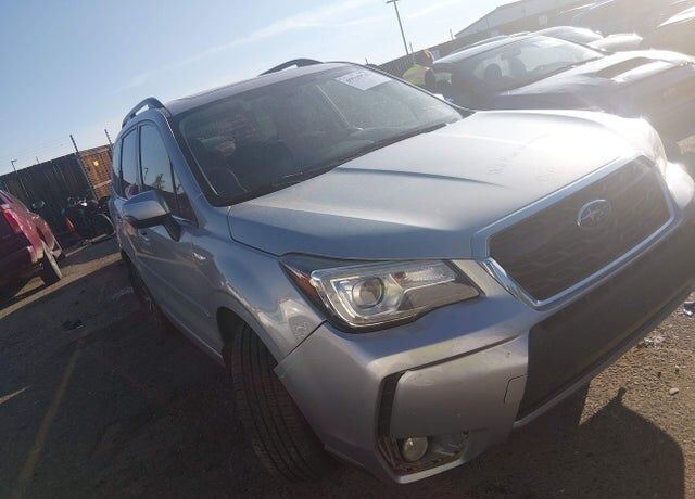 2017 SUBARU Forester