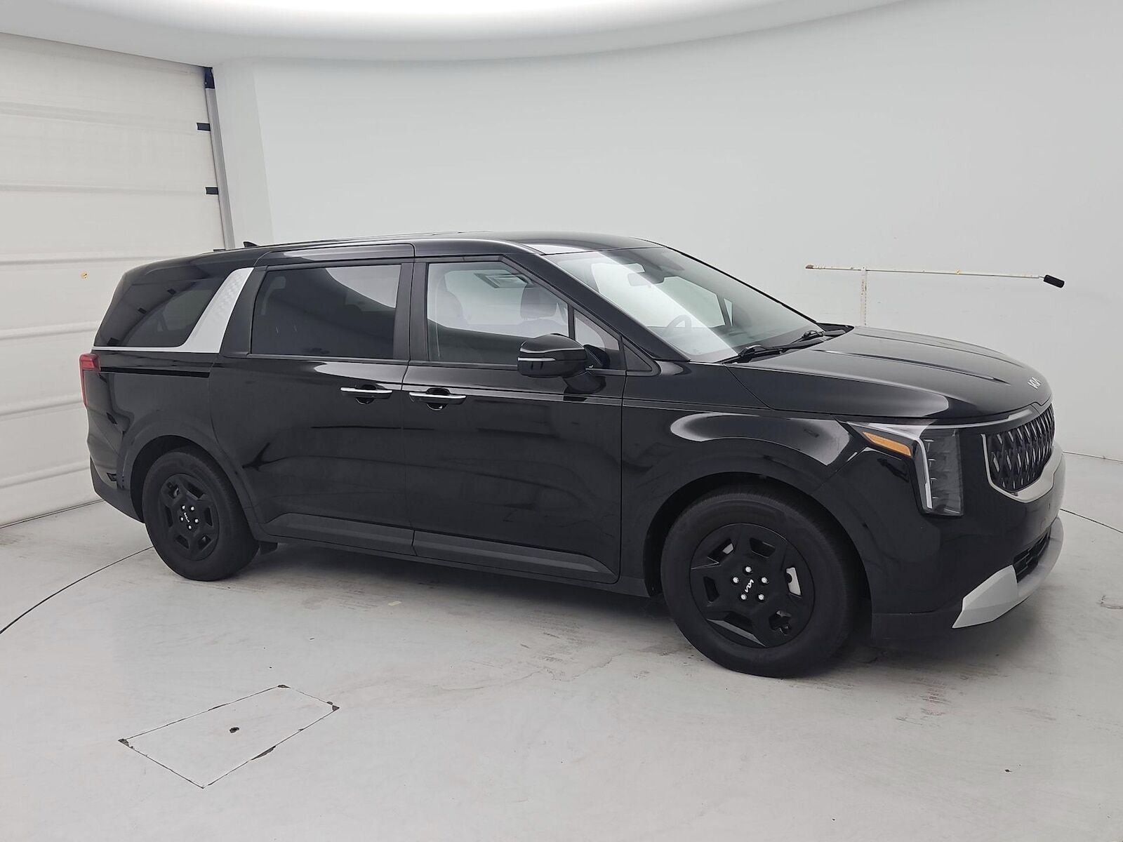 2025 KIA Carnival