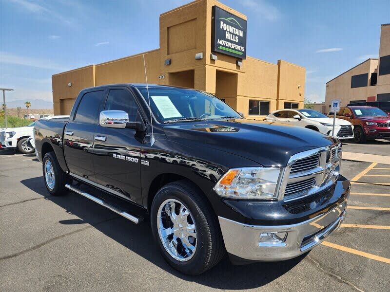 2012 DODGE Ram