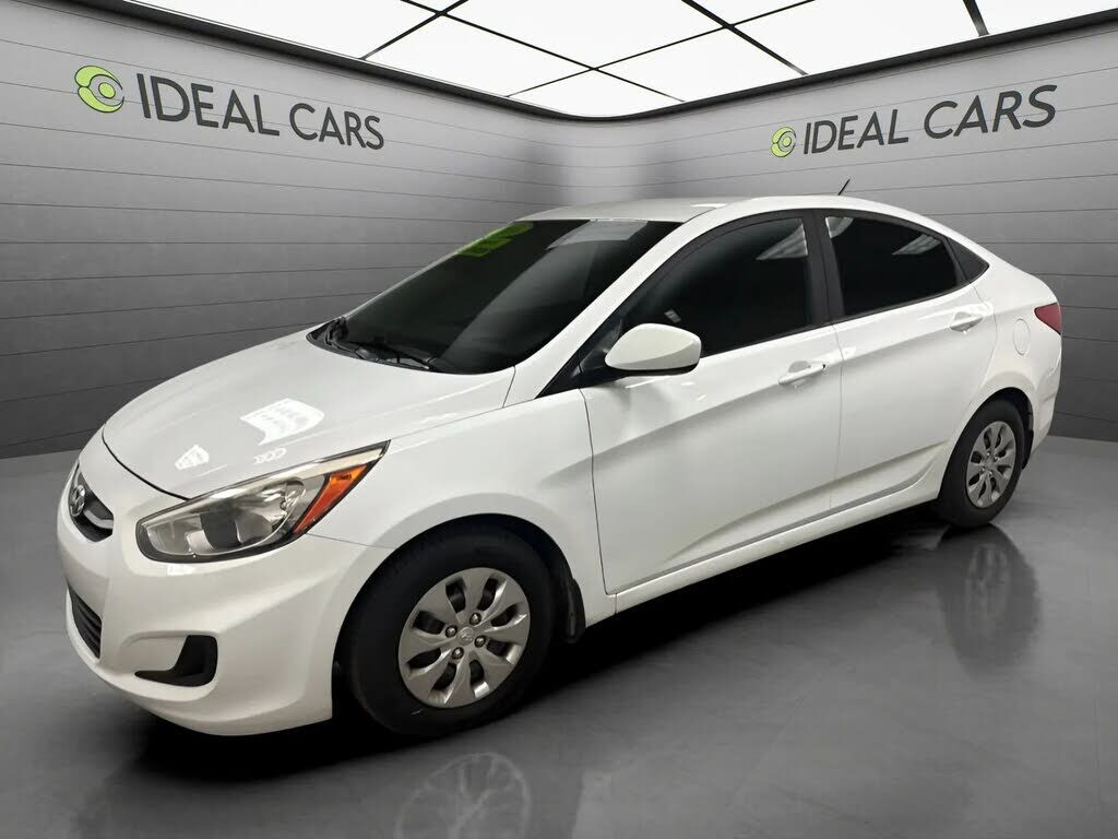 2016 HYUNDAI Accent