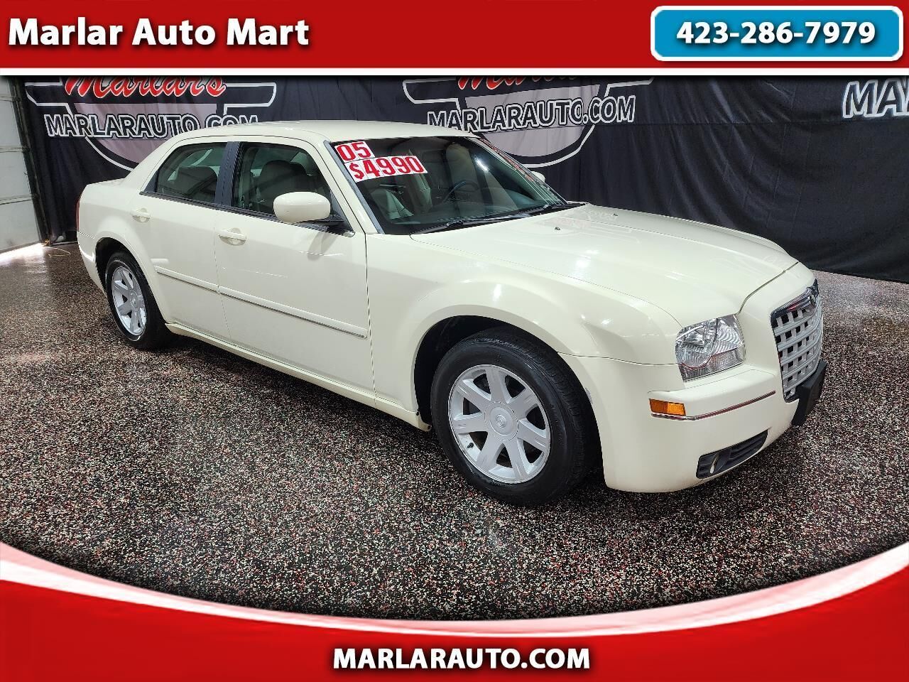2005 CHRYSLER 300