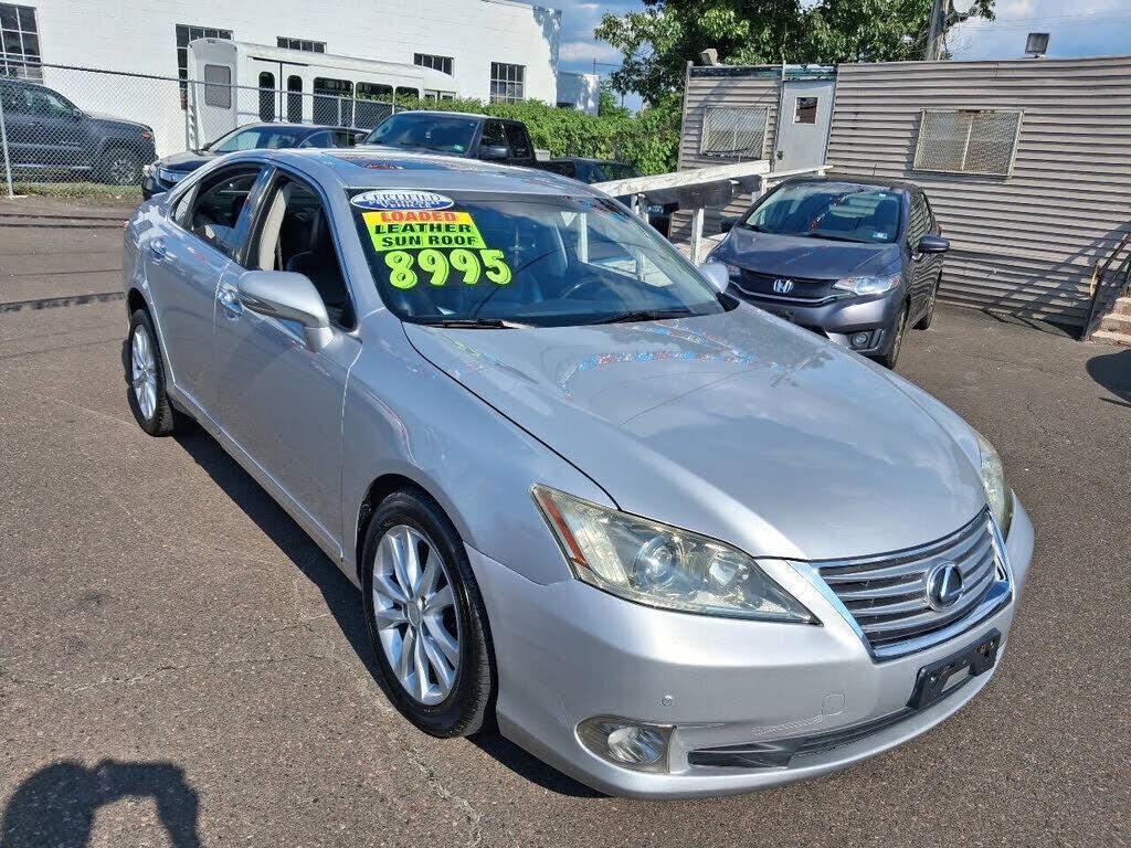 2011 LEXUS ES