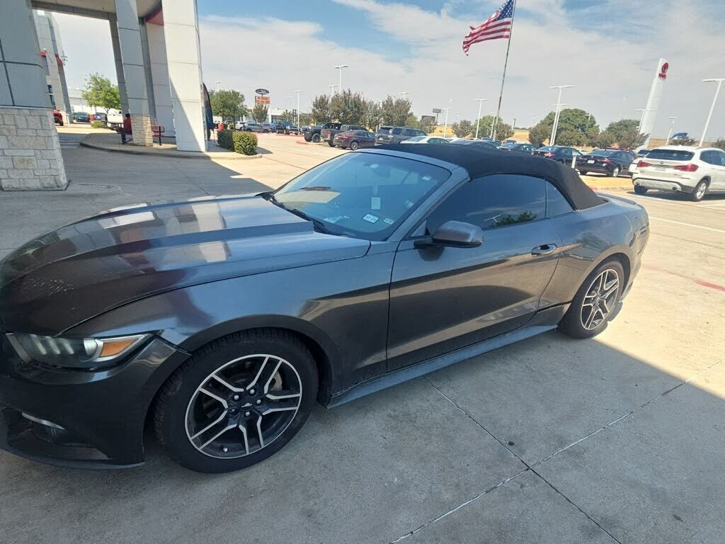 2016 FORD Mustang