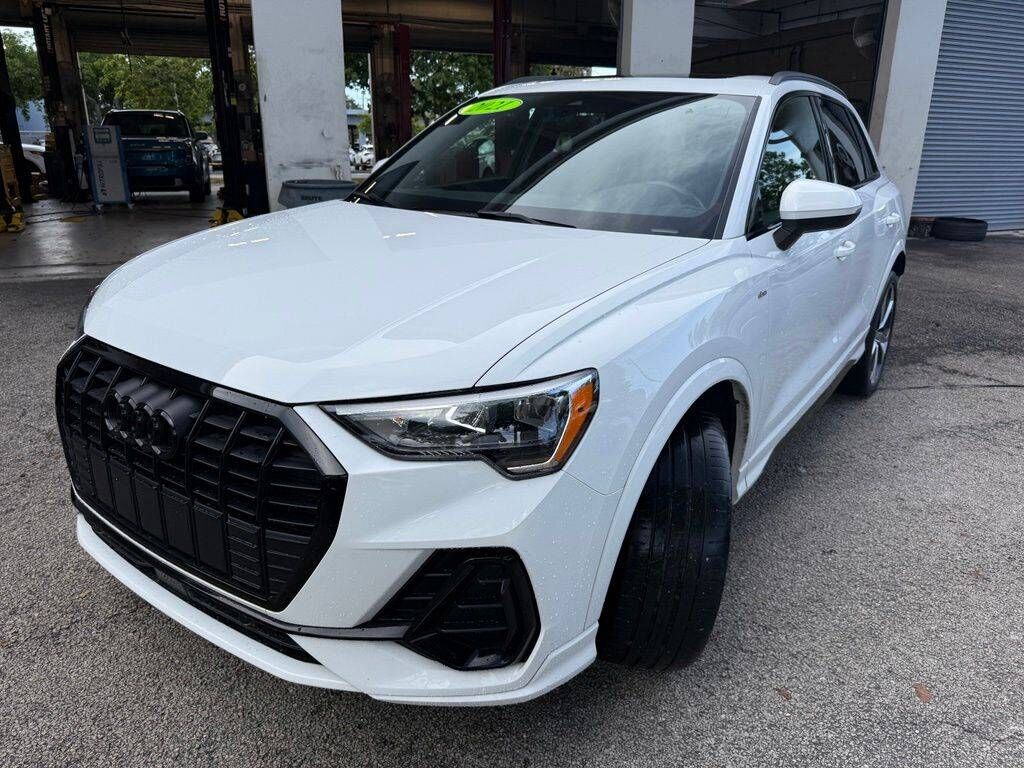 2021 Audi Q3