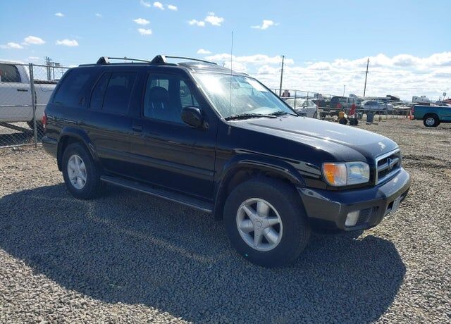 2001 NISSAN Pathfinder