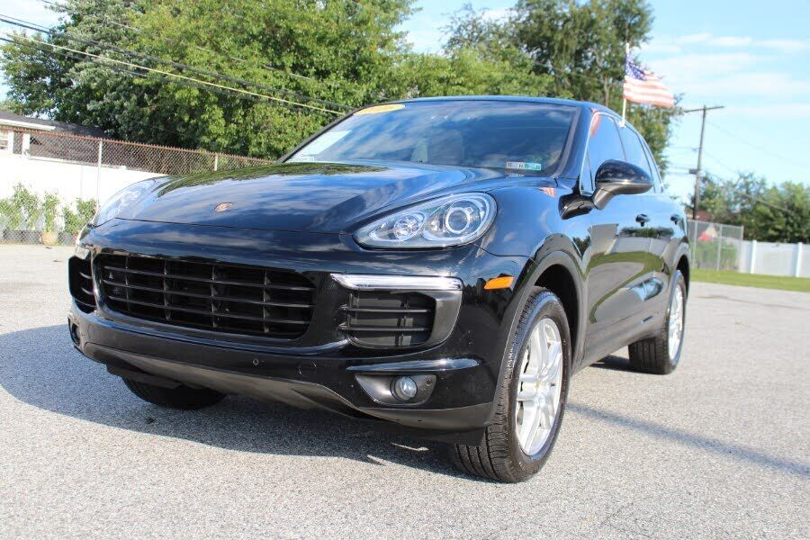 2016 PORSCHE Cayenne