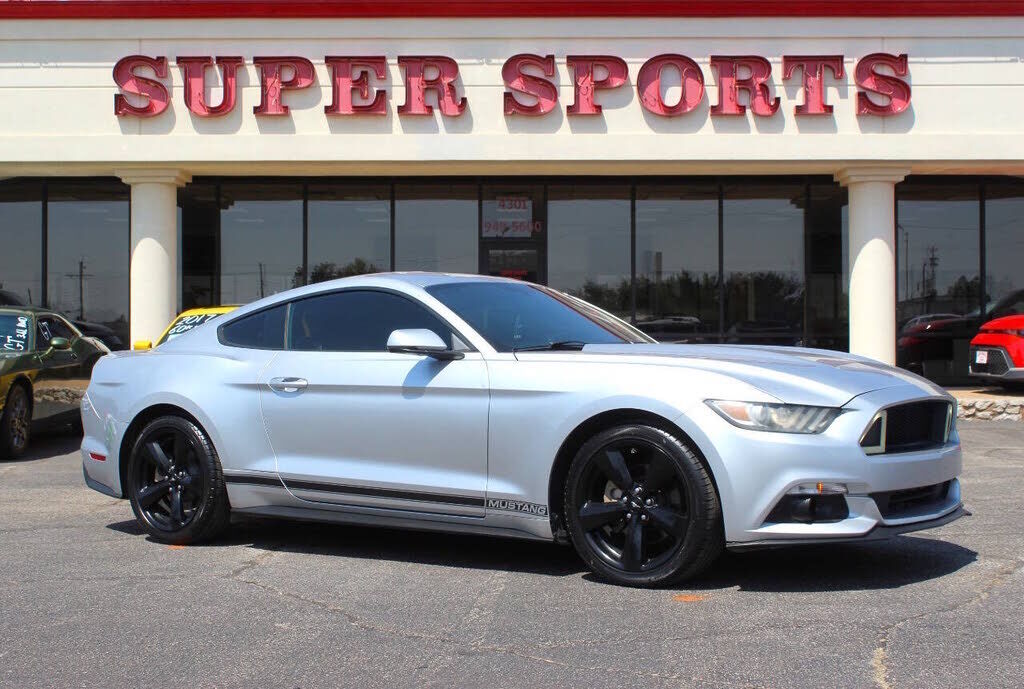 2015 FORD Mustang