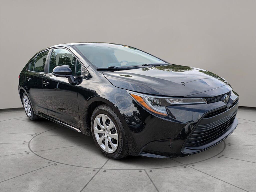 2024 TOYOTA Corolla