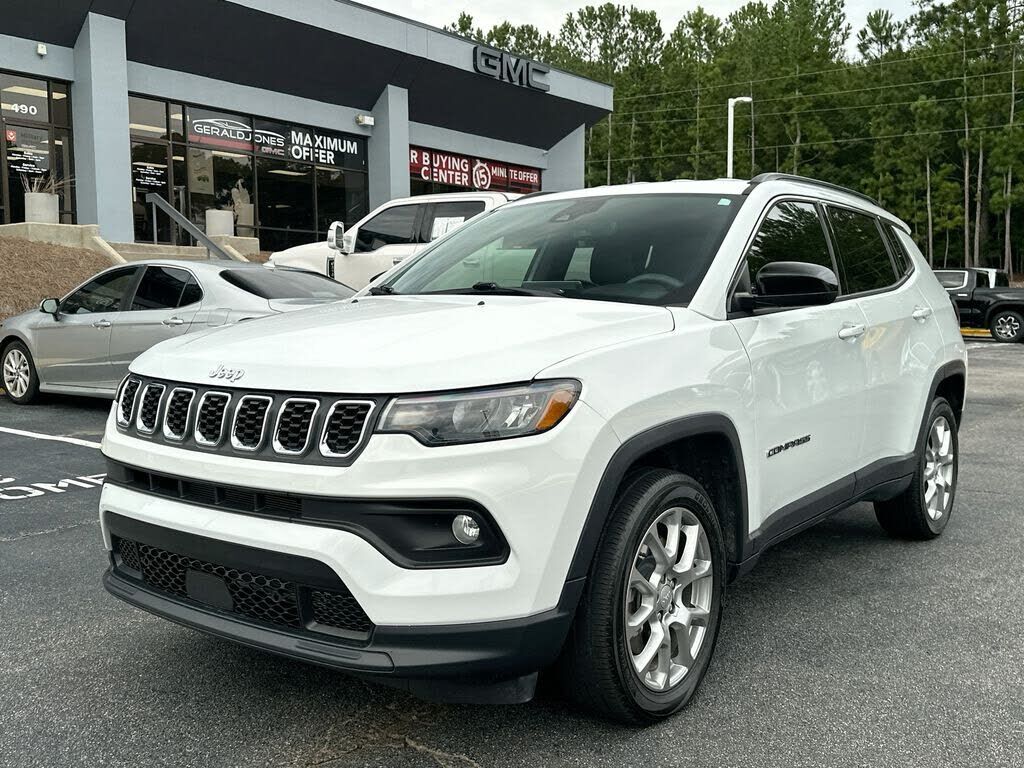2024 JEEP Compass