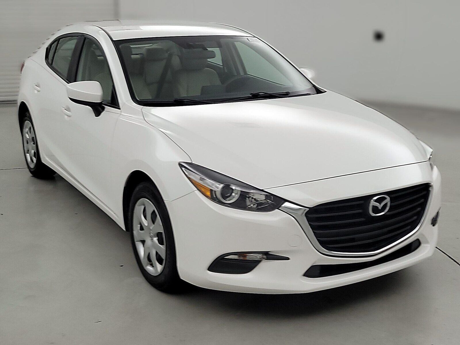 2017 MAZDA Mazda3