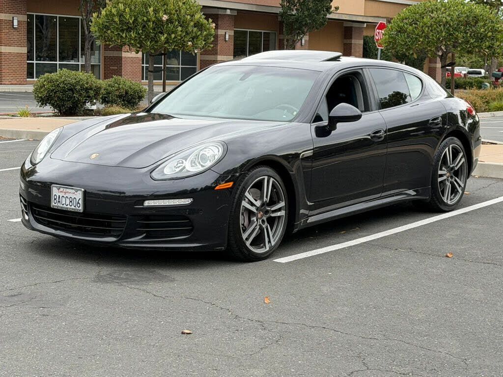 2014 PORSCHE Panamera