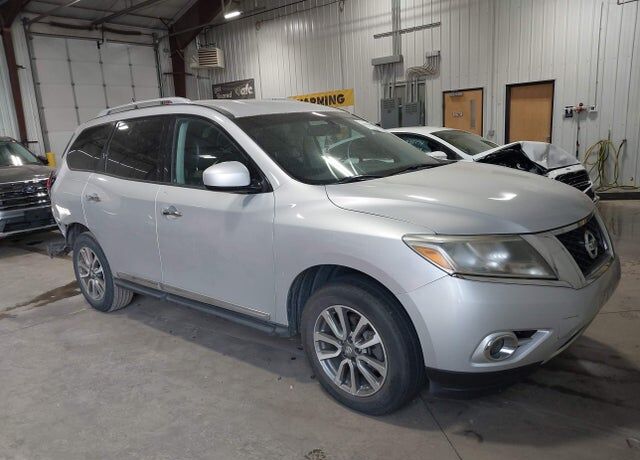 2013 NISSAN Pathfinder