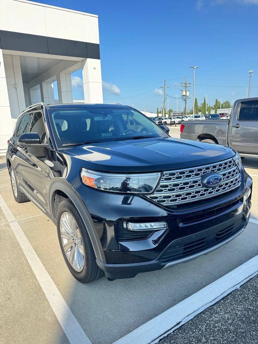 2023 FORD Explorer