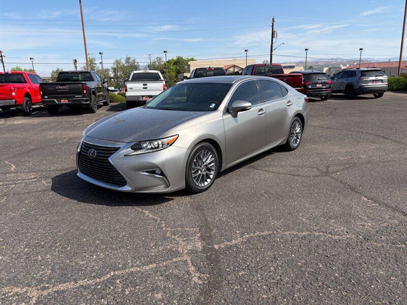 2016 LEXUS ES