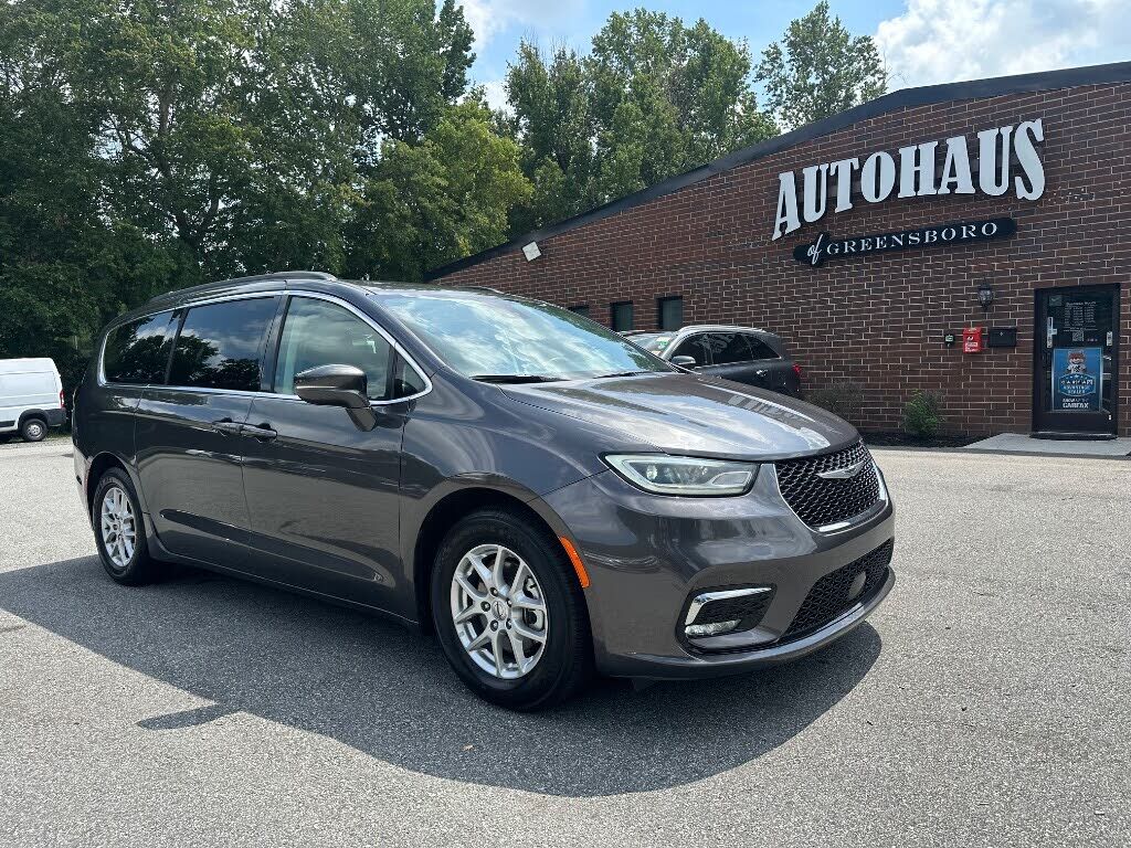 2022 CHRYSLER Pacifica