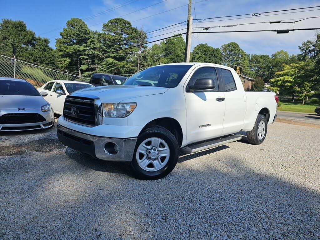 2011 TOYOTA Tundra