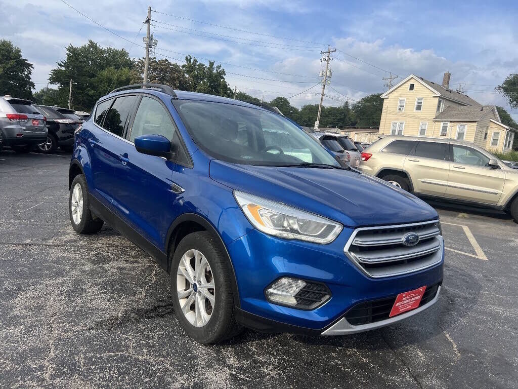 2017 FORD Escape