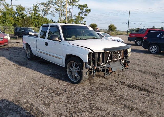2005 GMC Sierra