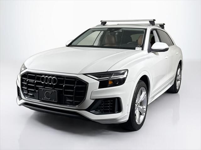 2021 AUDI Q8