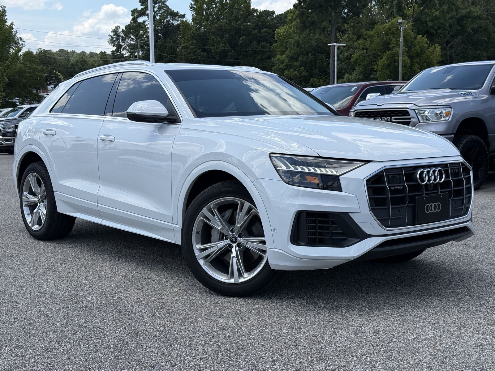 2023 Audi Q8