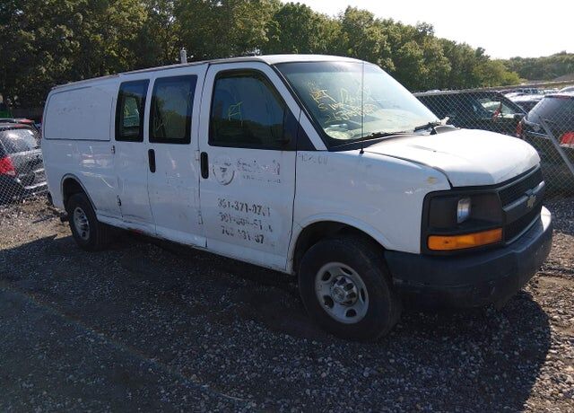 2013 CHEVROLET Express
