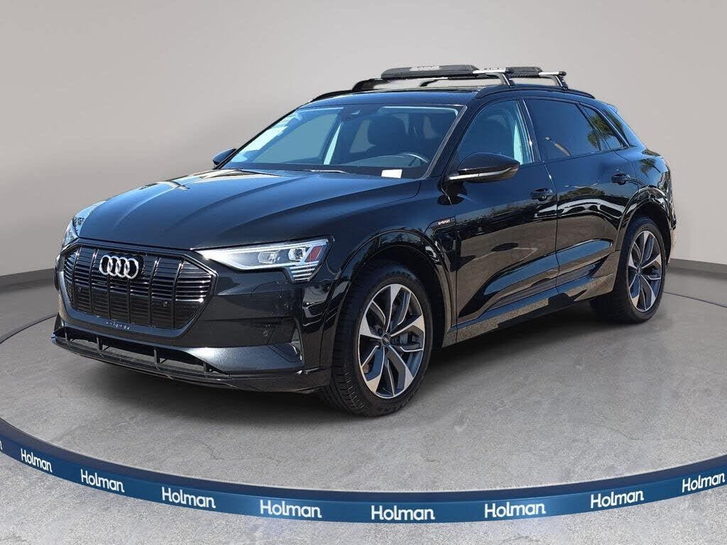 2021 AUDI e-tron