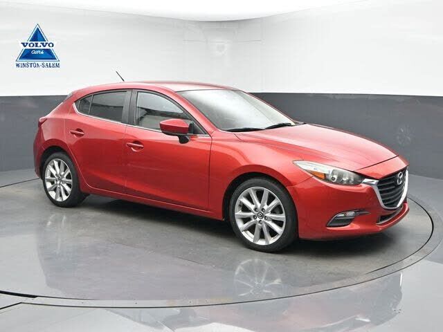 2017 MAZDA Mazda3