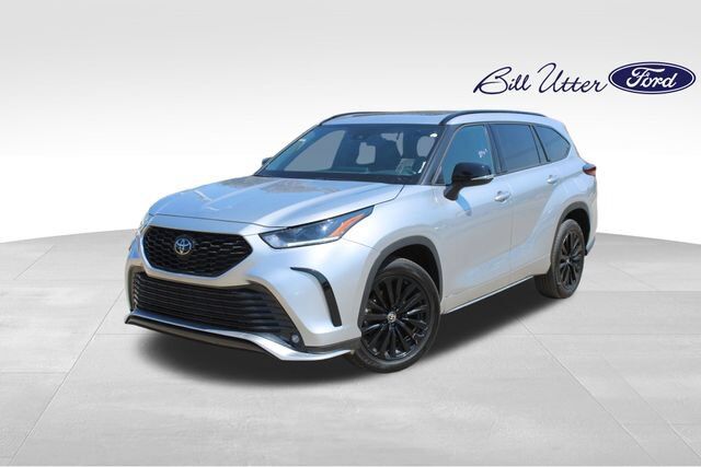2025 TOYOTA Highlander