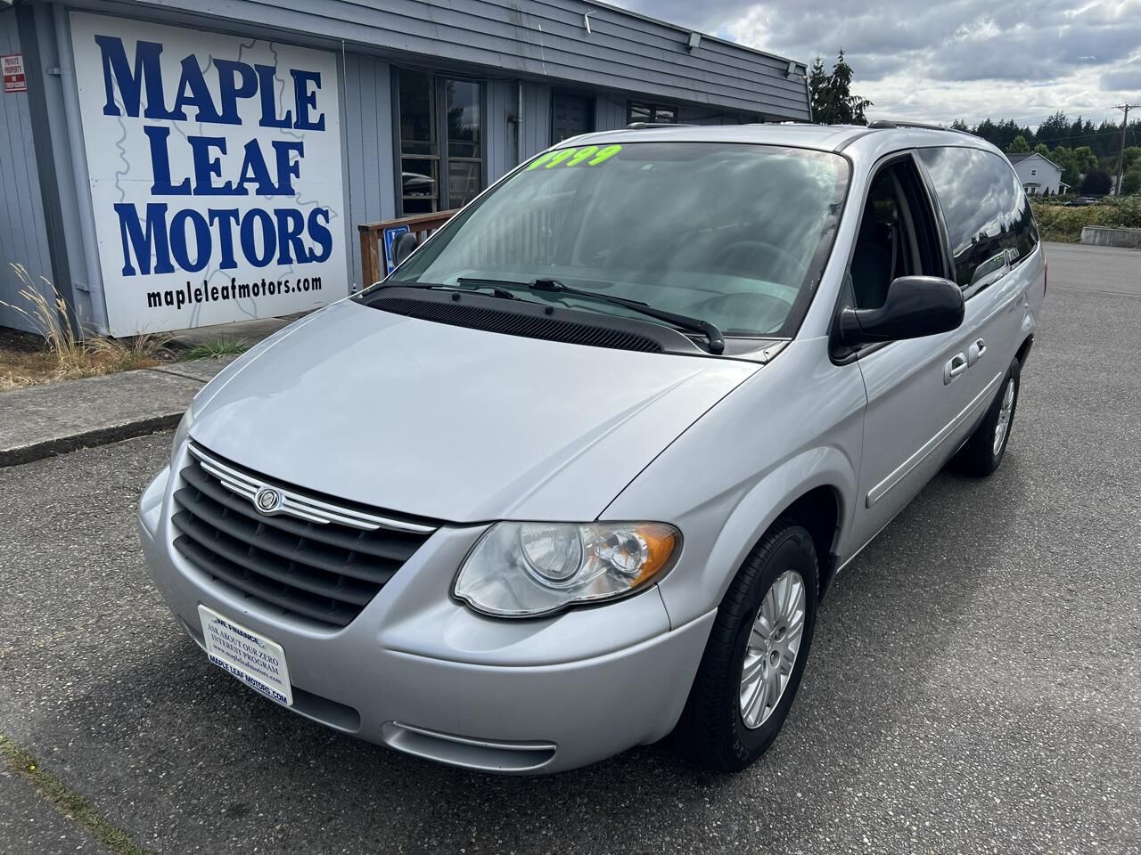 2005 CHRYSLER Town and Country