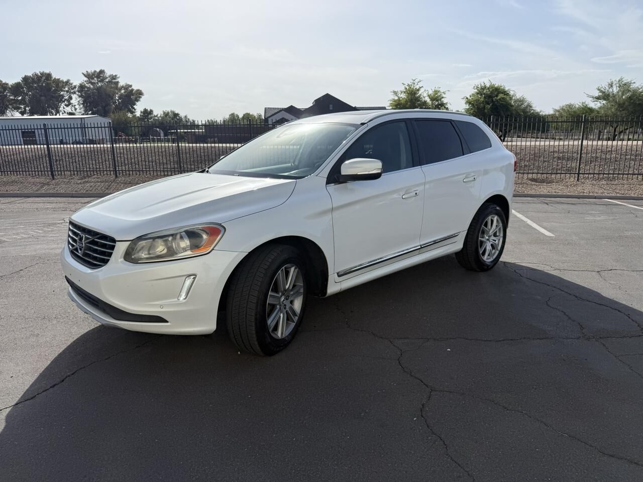 2017 VOLVO XC60