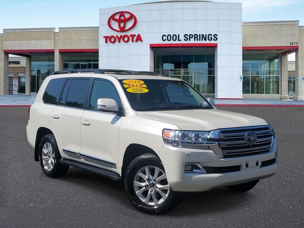 2019 TOYOTA Land Cruiser