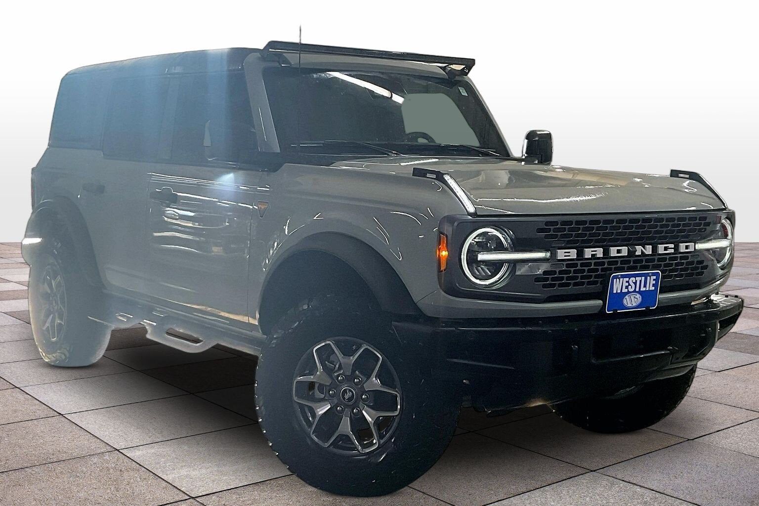 2024 FORD Bronco